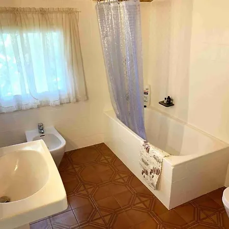 Ferienhaus Ca La Fada By Insidehome Les Planes d'Hostoles